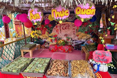 Trường mầm non Hải Phương tổ chức “Hội chợ ẩm thực” cho các bé trong chuỗi hoạt động ” Bé vui đón xuân”